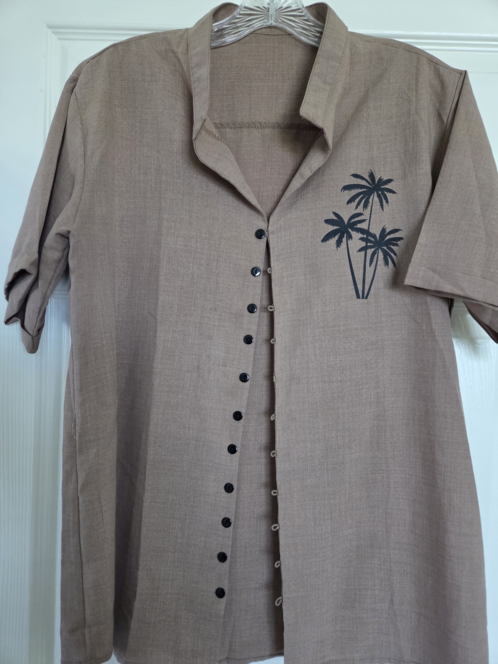 Men's Casual Short Sleeve Shirt in Tan with Palm Print